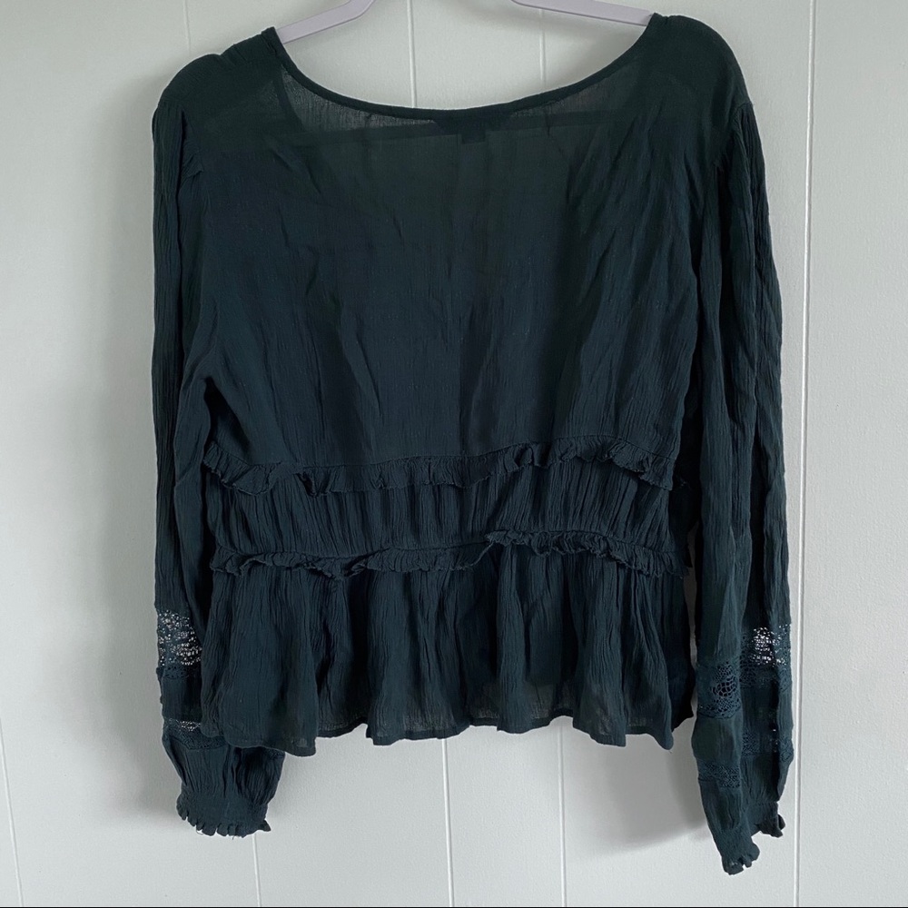 American Eagle Top - Picture 2 of 3